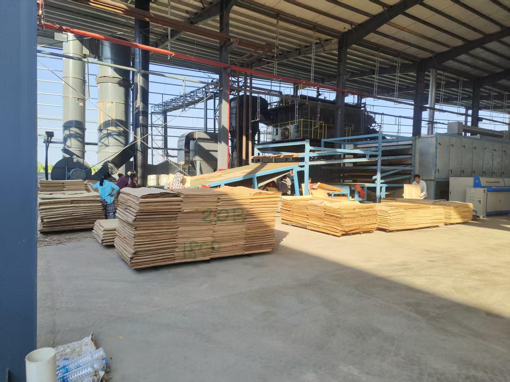 Quemador de biomasa para secado de chapas Quemador de biomasa para secado de chapas