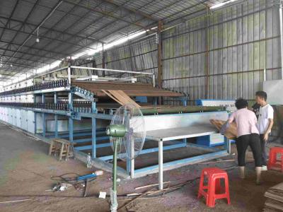 Máy sấy ván ép băng tải