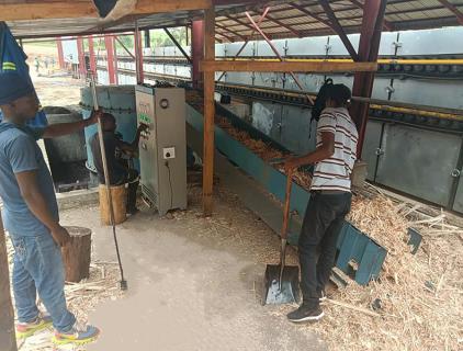 Mesin Pengering Venir