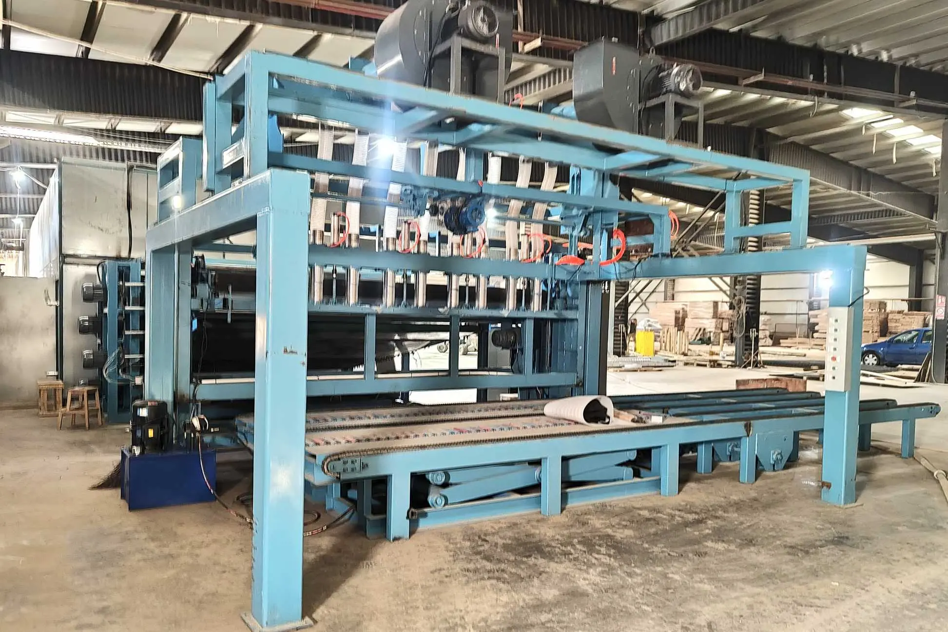 automatic veneer loading 